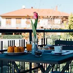 Bluviro Bed and Breakfast Bronte